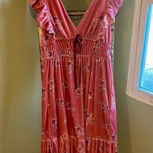 Francesca's Collections Pink Floral Maxi Dress